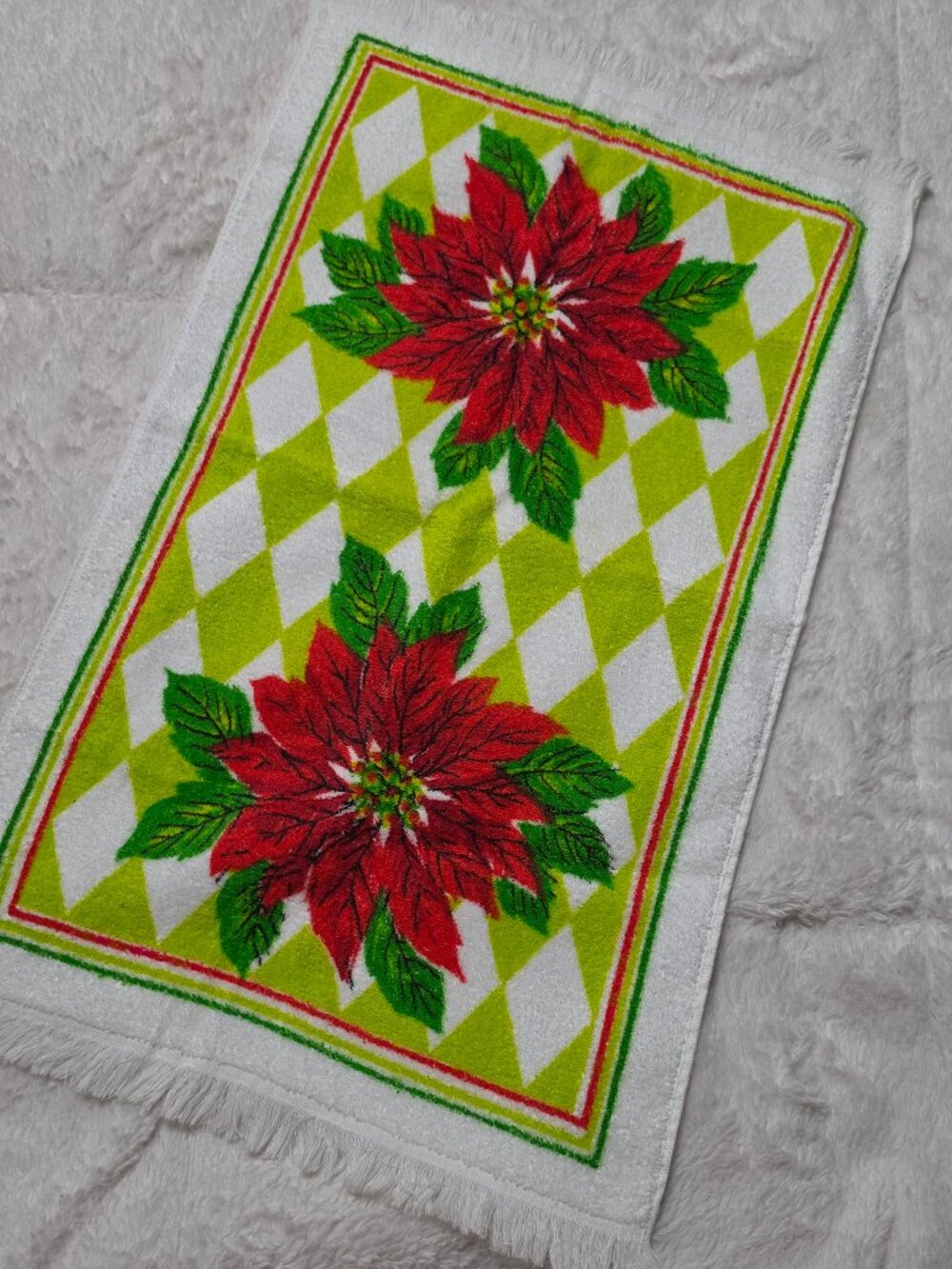 Vtg Christmas Hand Towel Poinsettia Harlequin Fringe All Cotton USA RN 16604 MCM